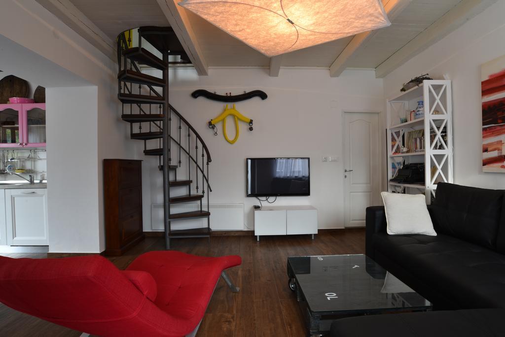 Holiday Home Brhanici Svetvinčenat Екстериор снимка